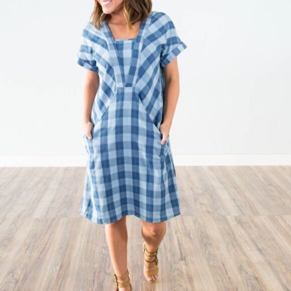 NWT Stevie Hender Manhattan Plaid dress. Medium - Picture 1 of 6